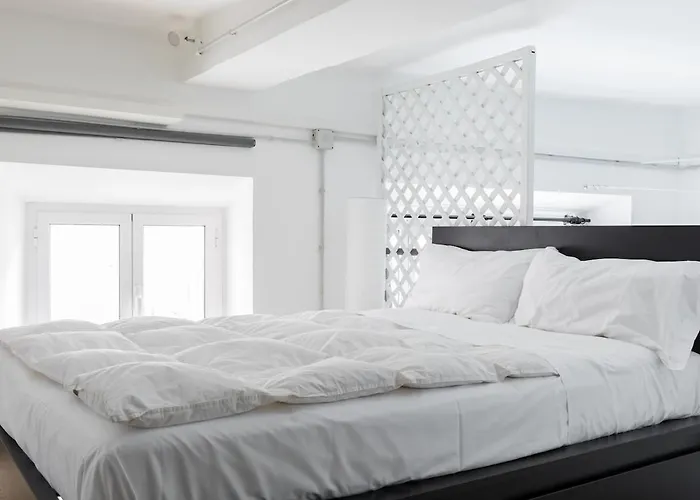 Trevi Modern Loft Apartment
